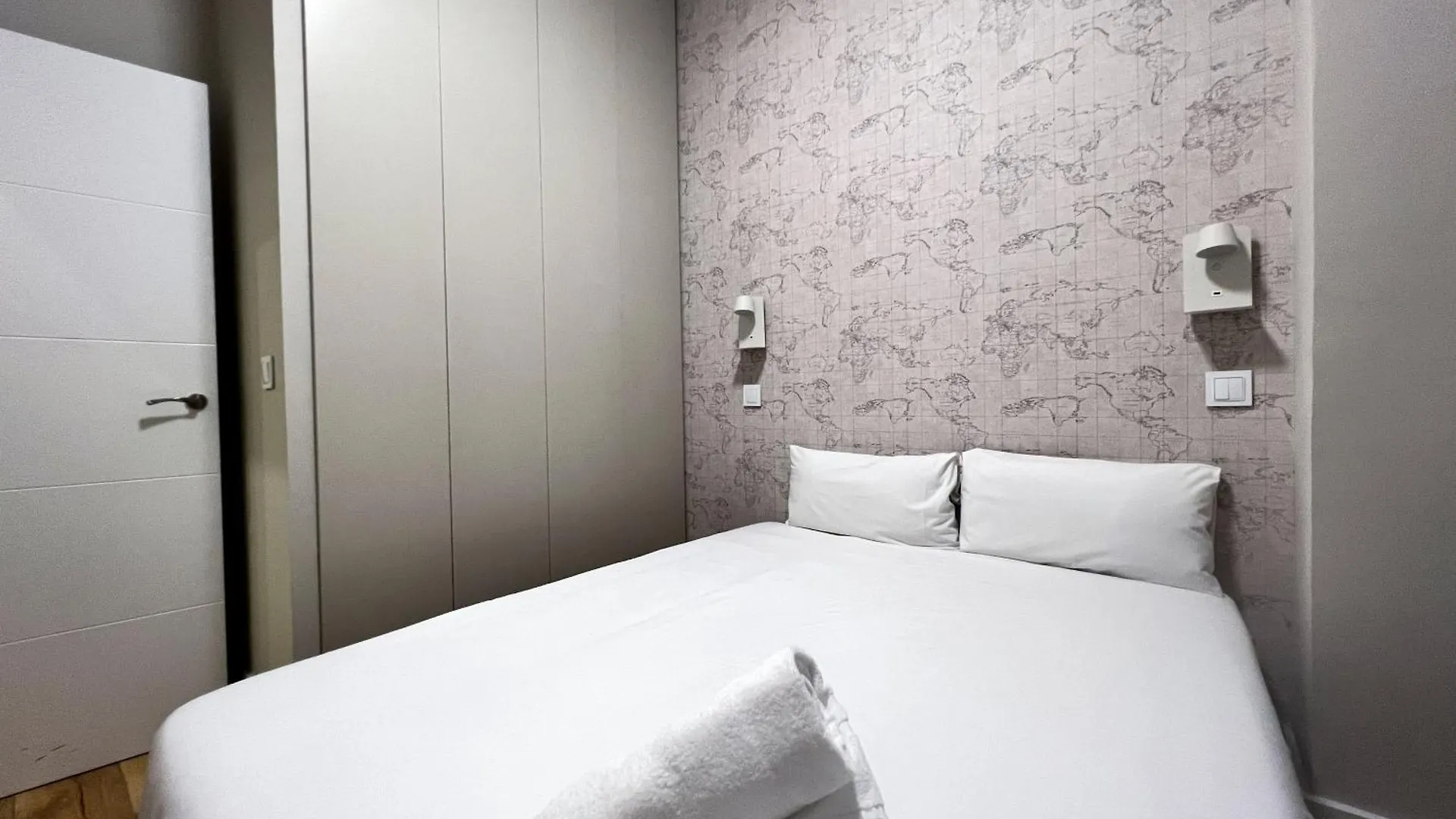 Apartamento Comfy Apt For 9 In Las Ventas Madrid